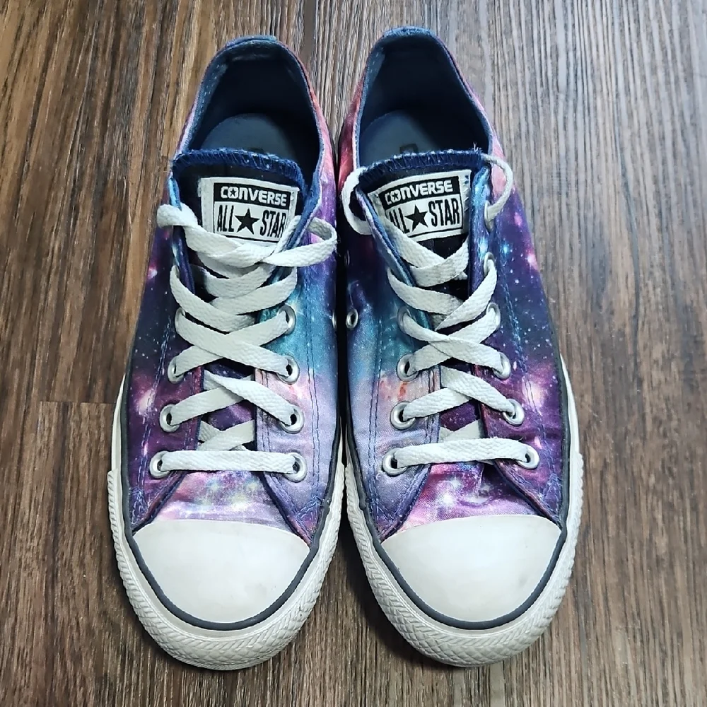 Converse All Star Galaxy Print Low Top Sneakers Womens 7 / Mens 5 Purple Space - Picture 2 of 12